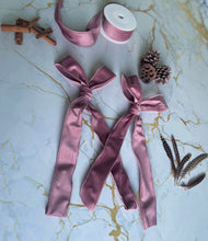 Load image into Gallery viewer, Medium Christmas Wreath ~ local delivery/collection only