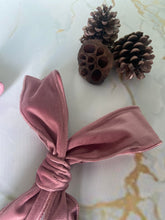 Load image into Gallery viewer, Medium Christmas Wreath ~ local delivery/collection only