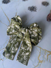 Load image into Gallery viewer, Medium Christmas Wreath ~ local delivery/collection only