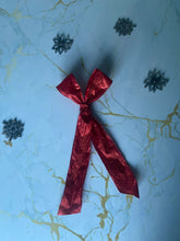 Load image into Gallery viewer, Medium Christmas Wreath ~ local delivery/collection only
