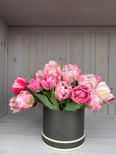 Load image into Gallery viewer, Hat Box of Tulips
